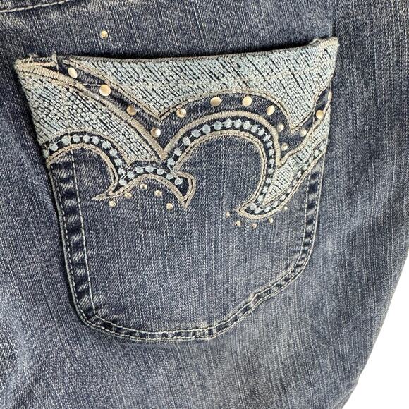 Chico's Medium Wash Straight Leg Mid-Rise Embellished Jeans Size 1 Short (8-10) - Picture 4 of 7